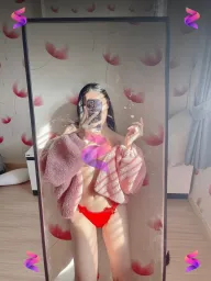 Elisa Love, photo 4