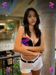 Karina, photo 2