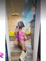 Lara Luna, photo 2