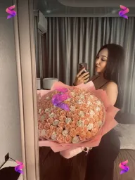 Mercedez Banks, photo 4