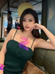 Tina Dong, photo 3
